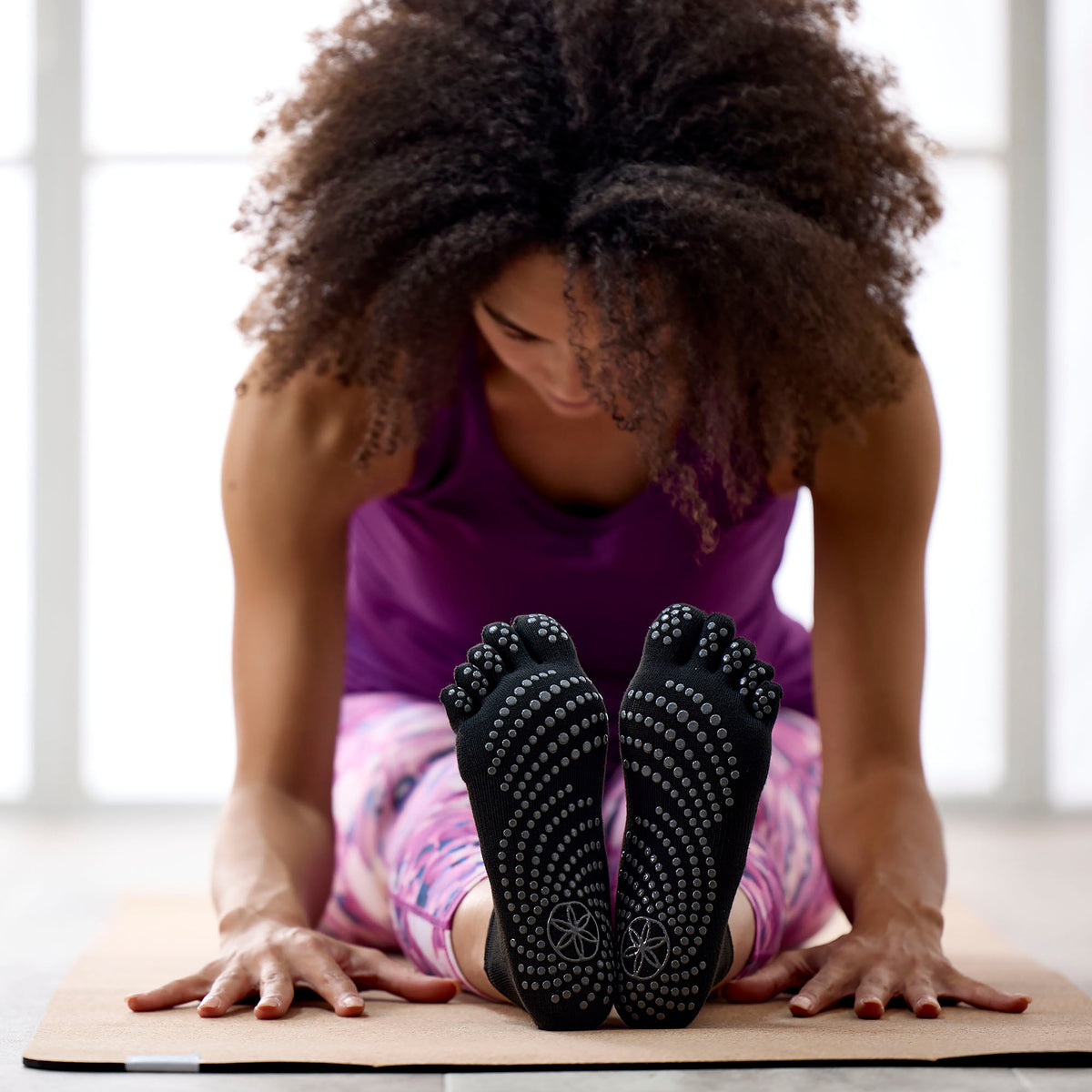 NikeGrip Elite Studio Stability Training Socks Footie Women's Yoga