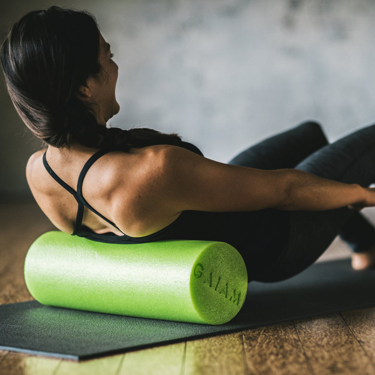  Gaiam Restore Multi-Grip Stretch Strap, Green : Yoga
