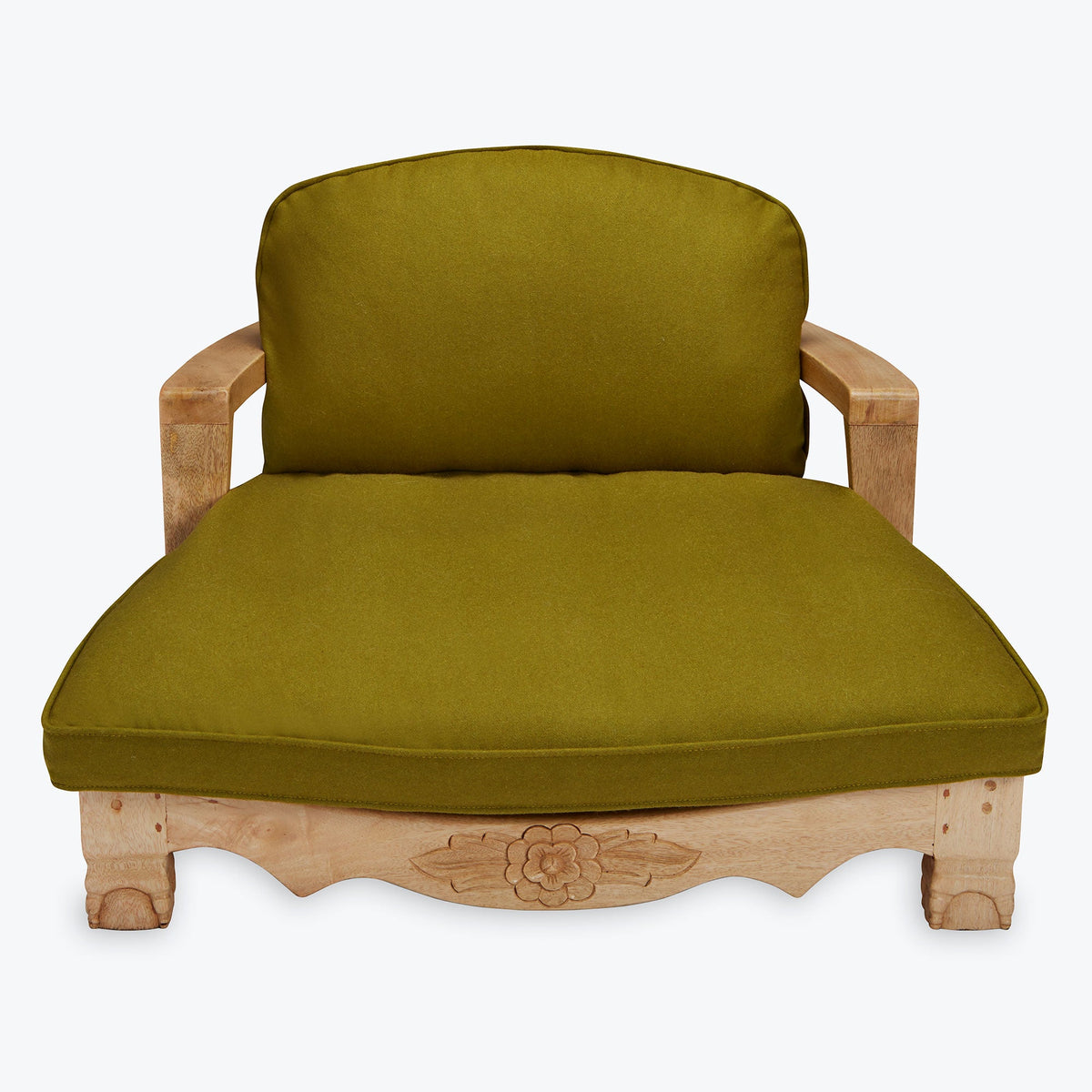 Light raja chair with moss cover